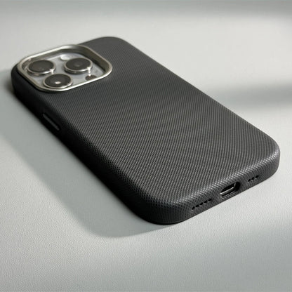 Diamond Relief MagSafe iPhone Case