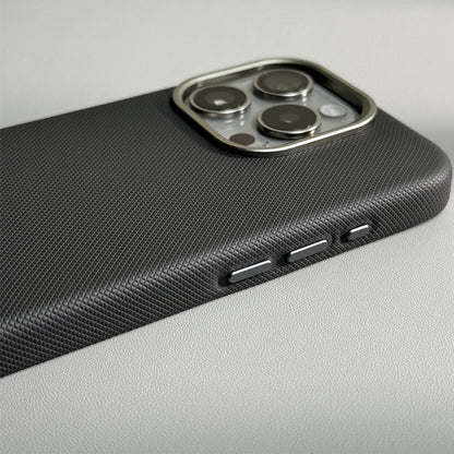 Diamond Relief MagSafe iPhone Case